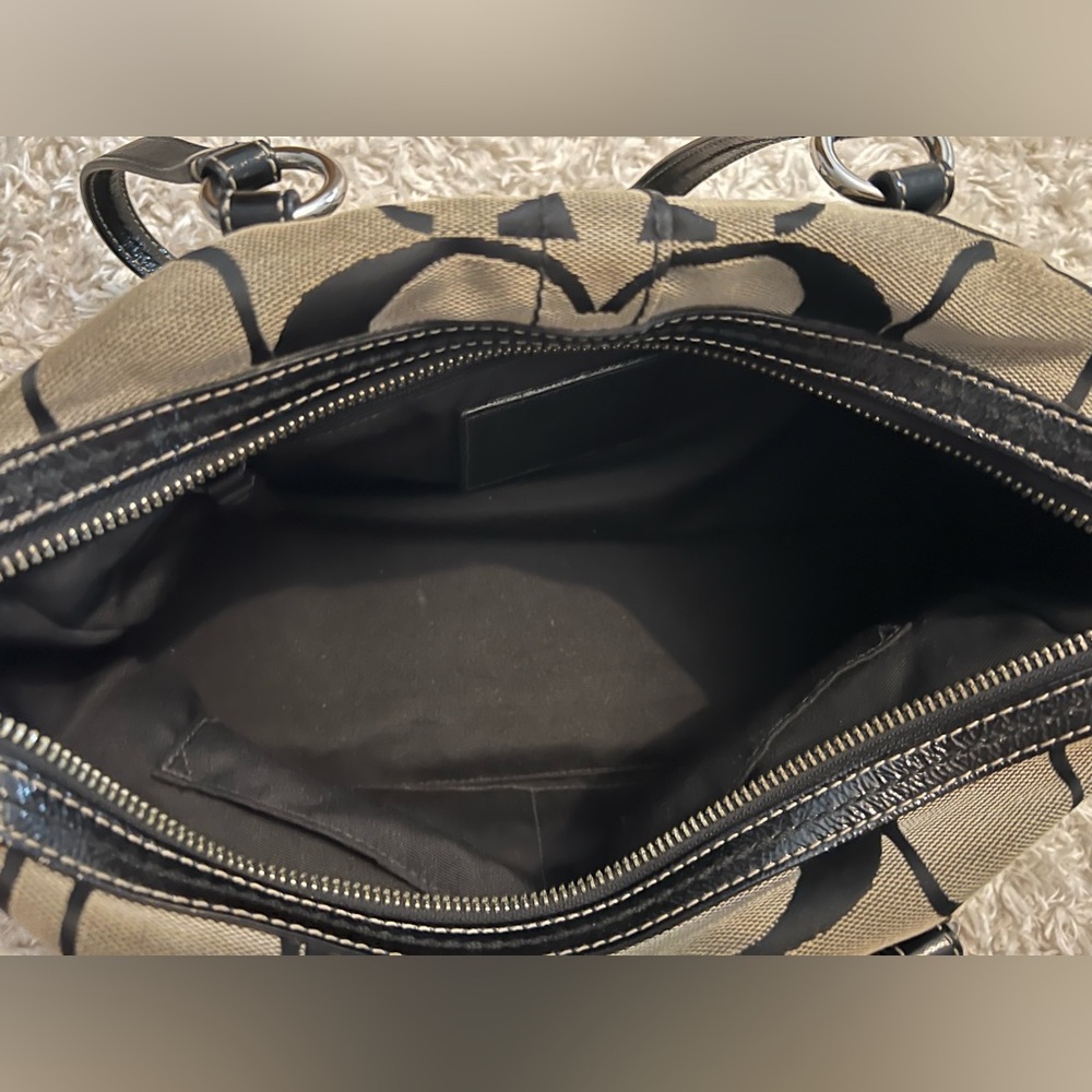 Coach Signature Purse - Picture 4 of 8